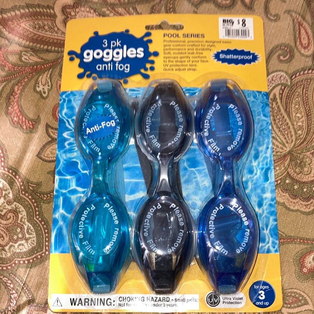 Big Lots  2 packages Swim Goggles 6 pr total NWT